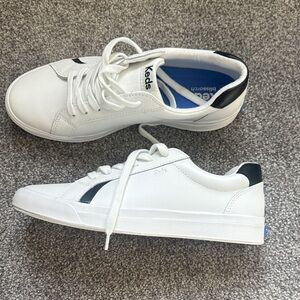 Women’s Keds Pursuit Lace Ups Leather size 8.5